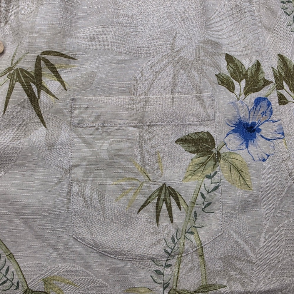 Tommy Bahama Shirt Mens XL Cream Blue 100% Silk Jacquard Floral Camp Tropical - Picture 3 of 11